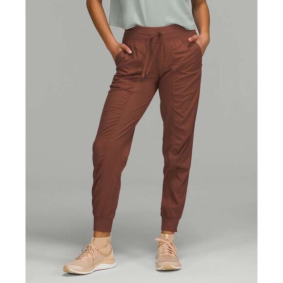 lululemon athletica Pants - B0 Auth LULULEMON Dance Studio Ancient Copper Cinch Hem Pants Size 6 $98